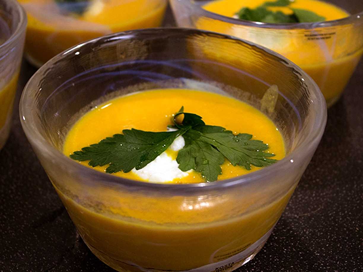 Pumpasoppa med ingefära och citron